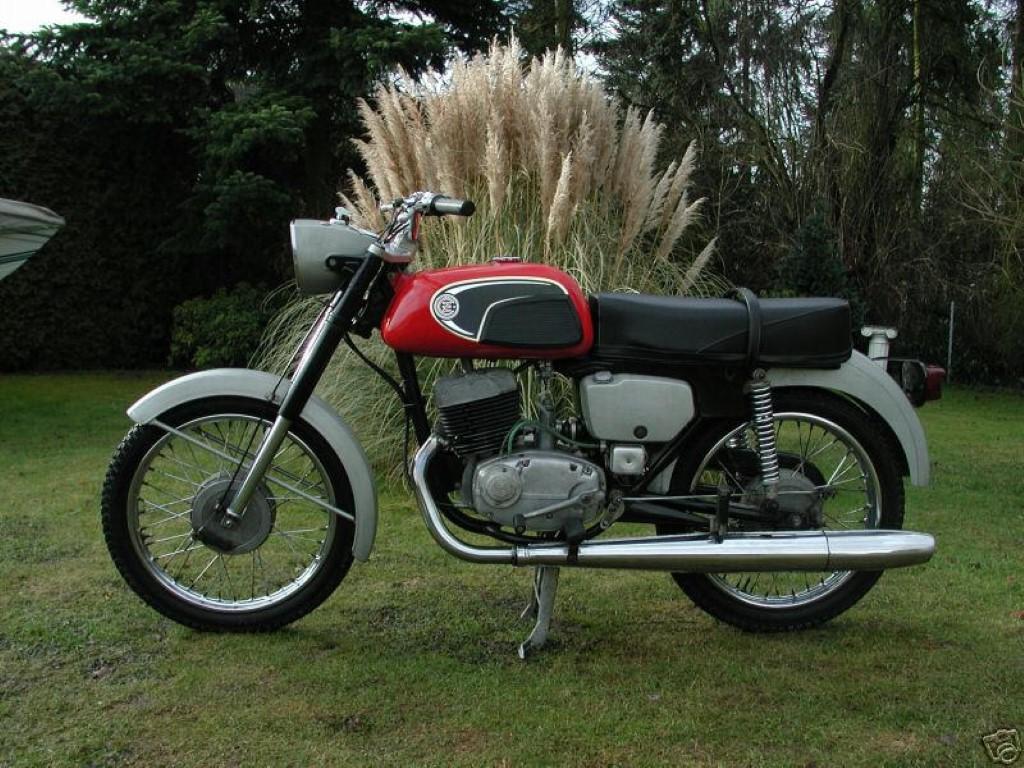 cz 125 motorcycle