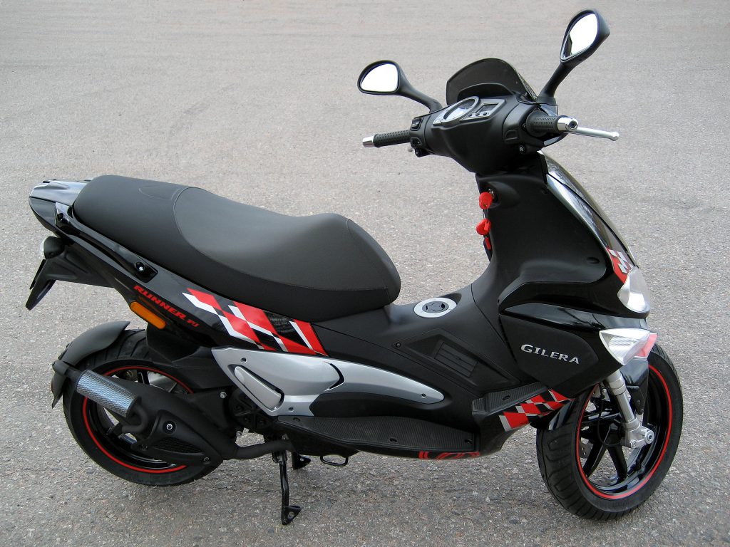 Review Of Gilera Runner SC 125 Runner SC 125 Pictures Live Photos