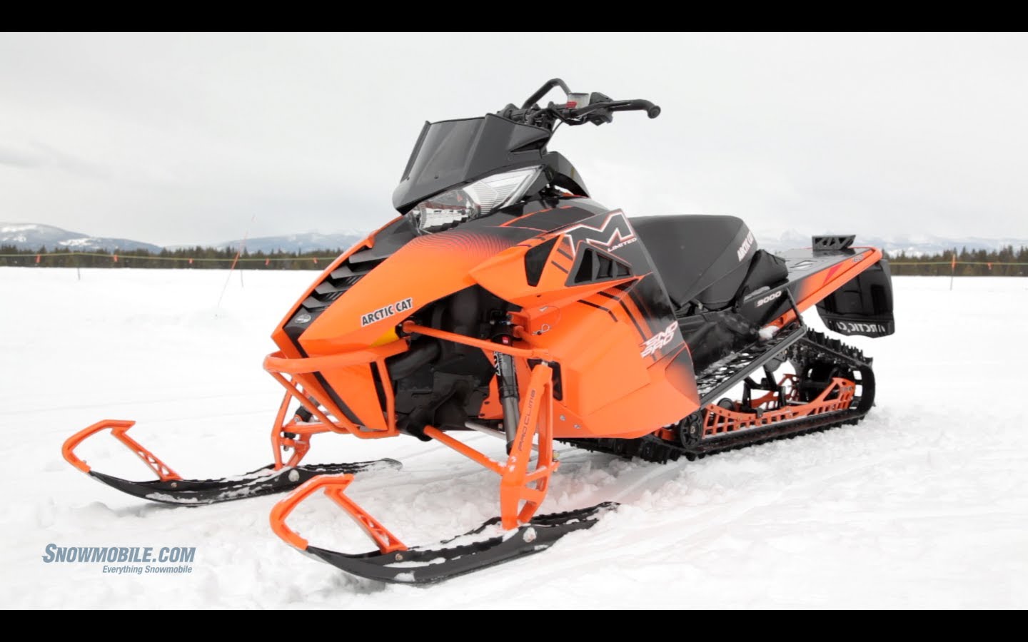 Arctic Cat XF 8000 High Country 800cc photo - 1