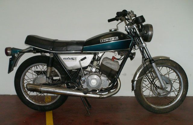 Review of Benelli 125 2 C 1974: pictures, live photos 