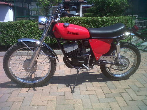 BENELLI 250 2C - 1975, 1976 - autoevolution