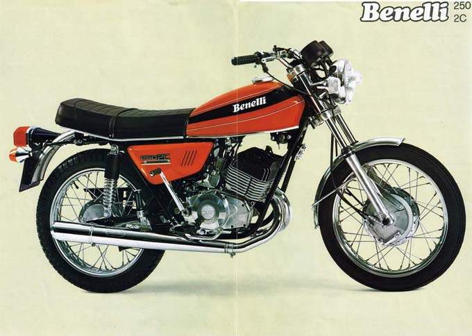Benelli 250 2 C 1976 photo - 3