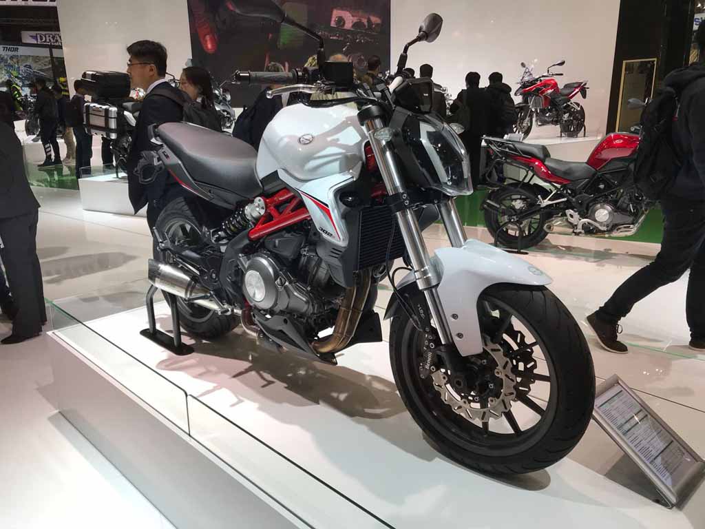 Review of Benelli 302 S 2019: pictures, live photos 