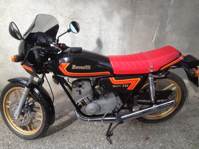 Review of Benelli 654 T 1982: pictures, live photos 