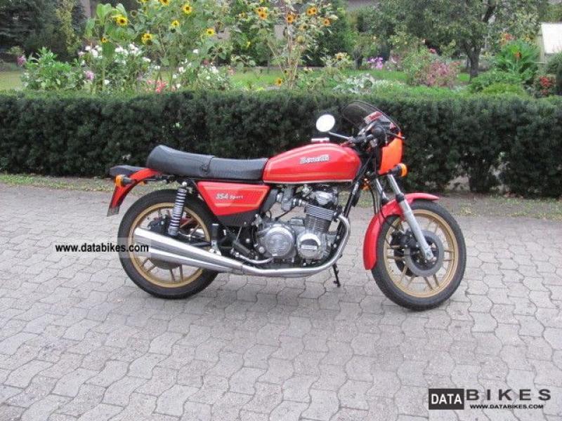 Review of Benelli 254 Quattro 1980: pictures, live photos 
