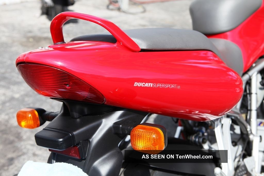 Ducati 1000 Supersport DS 2004 photo - 2