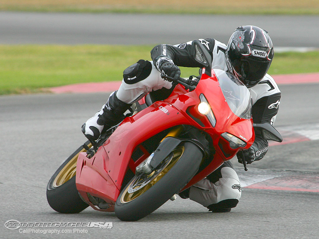 Ducati 1098S 1099cc photo - 4