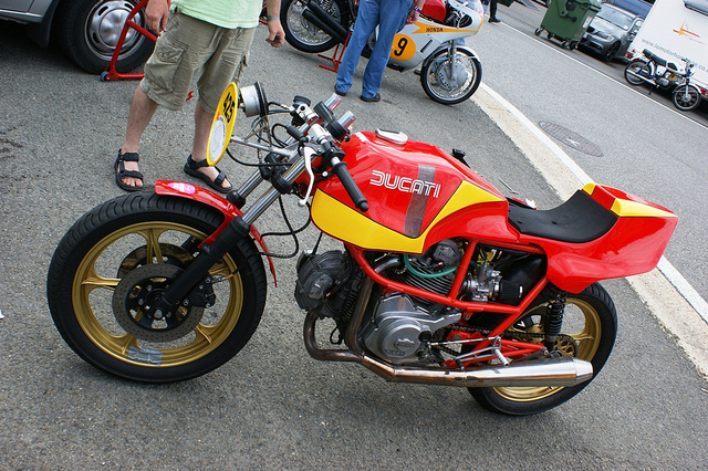 Ducati 500 Pantah 1979 photo - 6