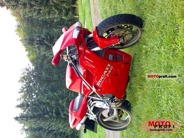 Ducati 748 Biposto 1995 photo - 1