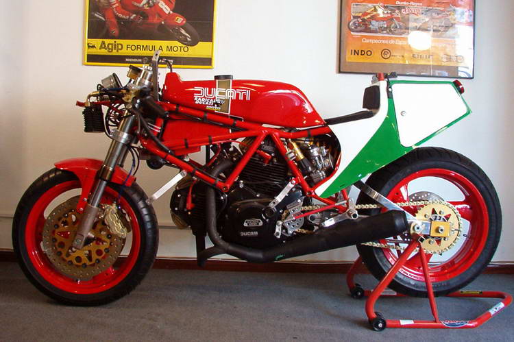 Ducati 750 F1 1986 photo - 5