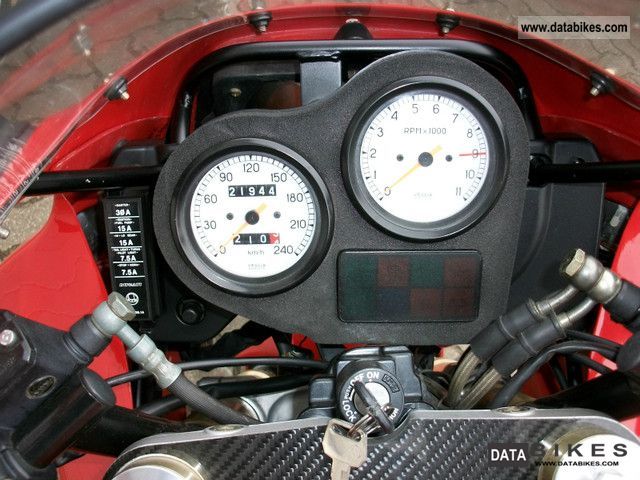 Ducati 750 SS 1993 photo - 5