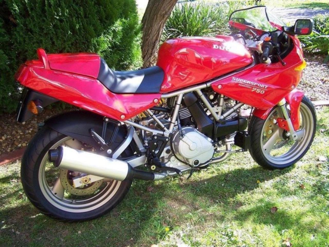Ducati 750 SS C 1994 photo - 3