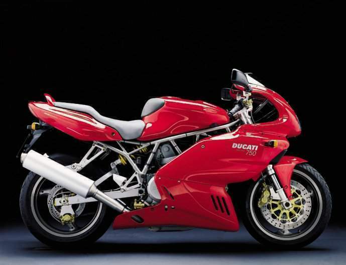 Ducati 750 Supersport 2001 photo - 4