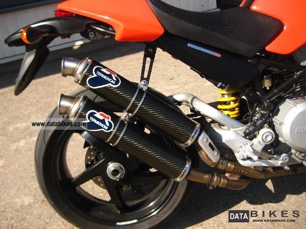 Ducati 800 S2R Monster 2006 photo - 5