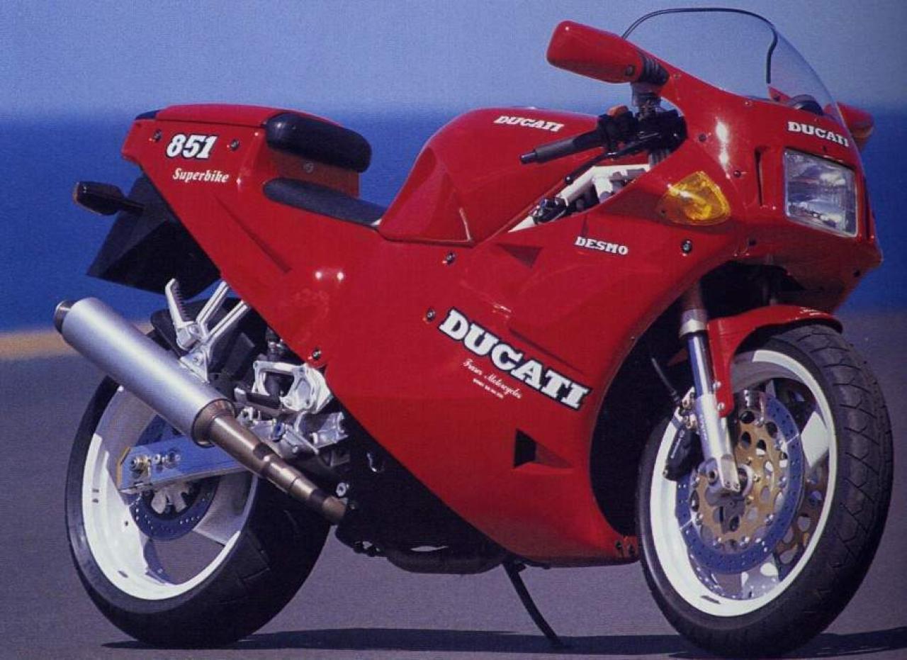 Ducati 851 Strada 1989 photo - 1