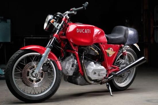 Ducati 860 GT 1976 photo - 1