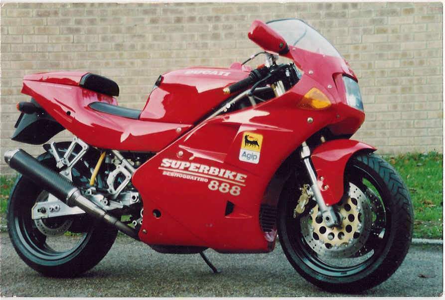 Ducati 888 Strada 1993 photo - 1