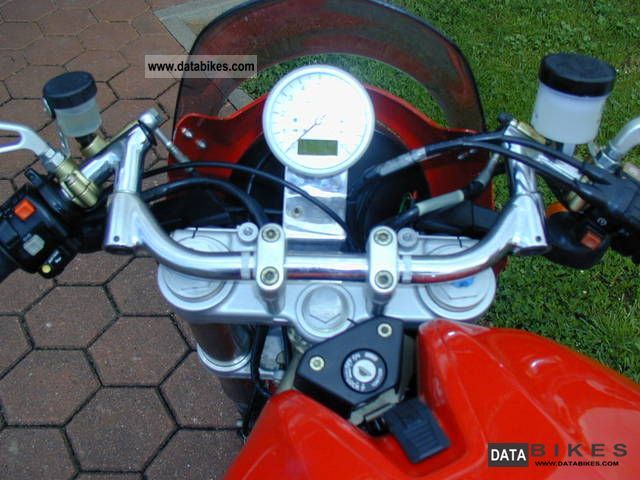 Ducati 900 Monster 1998 photo - 6