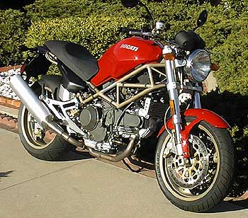 Ducati 900 Monster 1999 photo - 2
