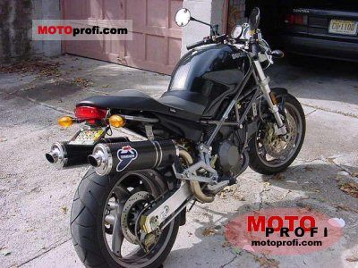 Ducati 900 Monster 2000 photo - 4