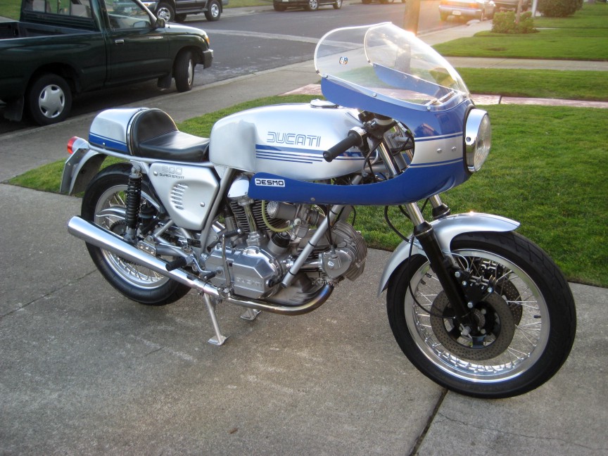Ducati 900 SS 1977 photo - 1