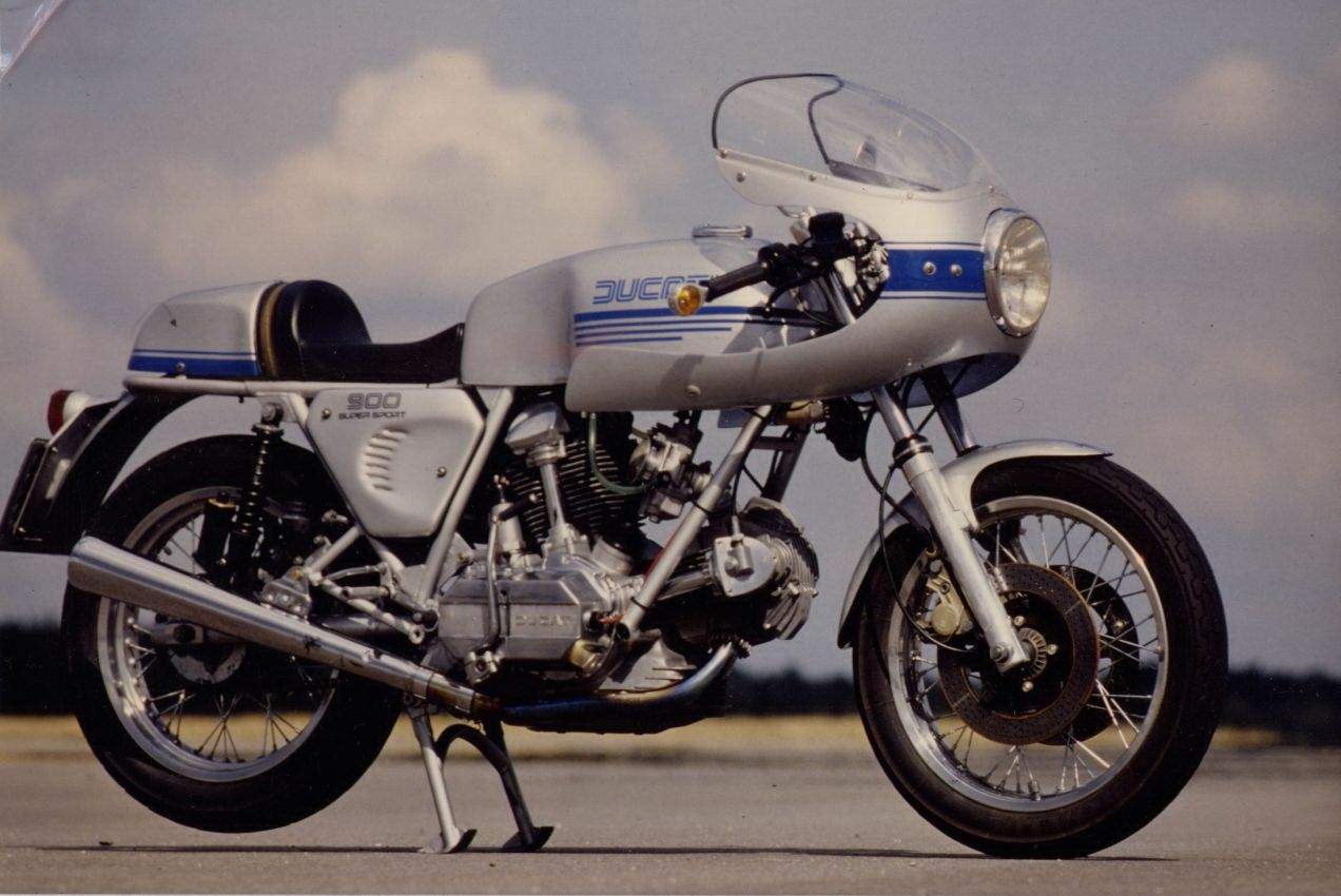 Ducati 900 SS 1982 photo - 1
