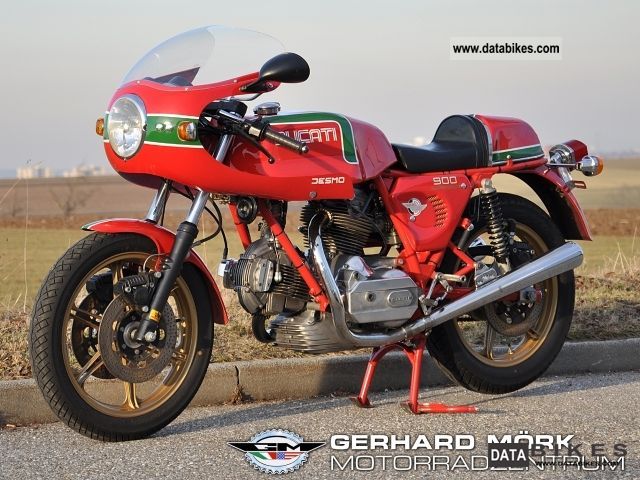 Ducati 900 SS 1984 photo - 1