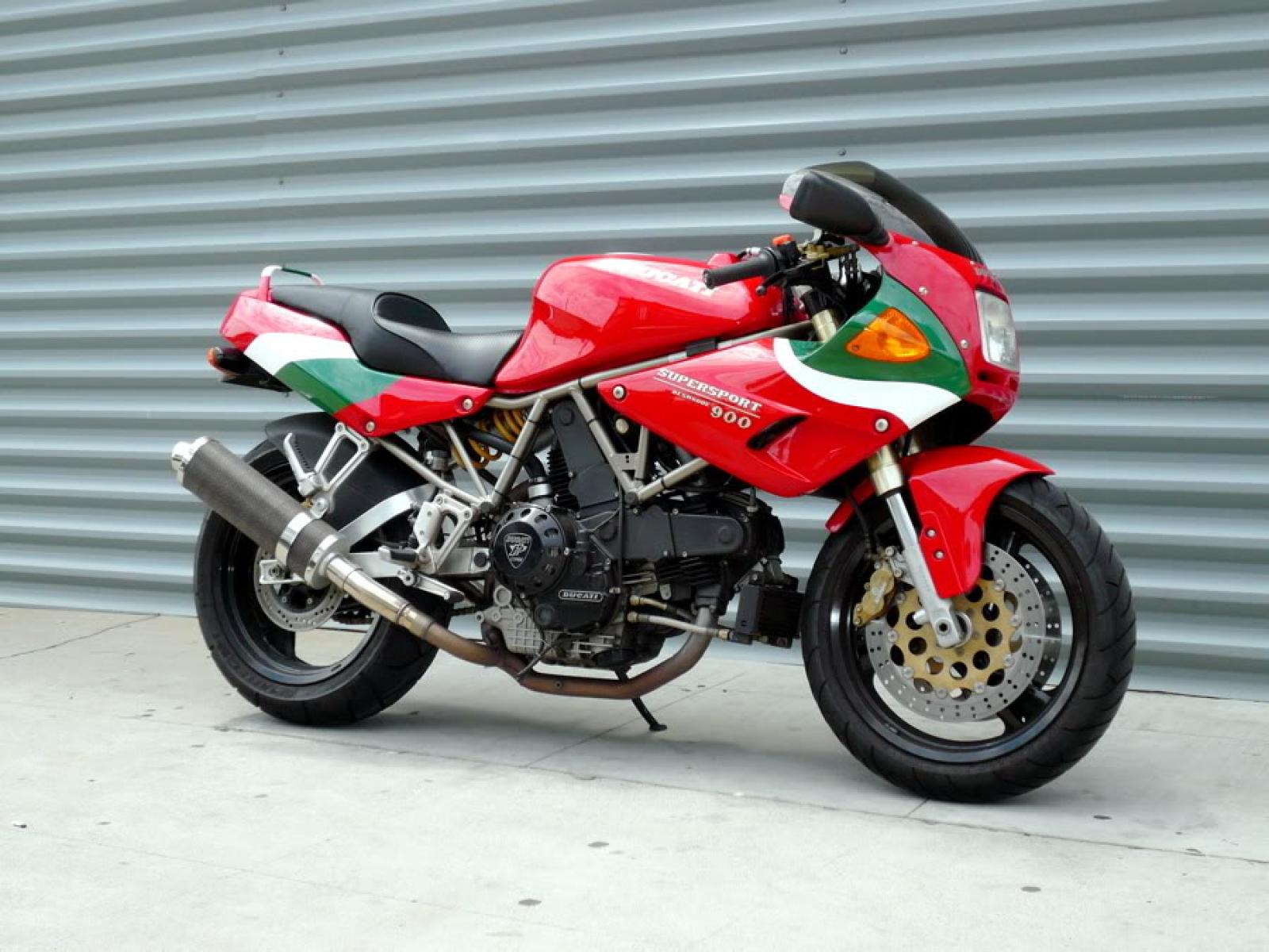 Ducati 900 SS 1993 photo - 4
