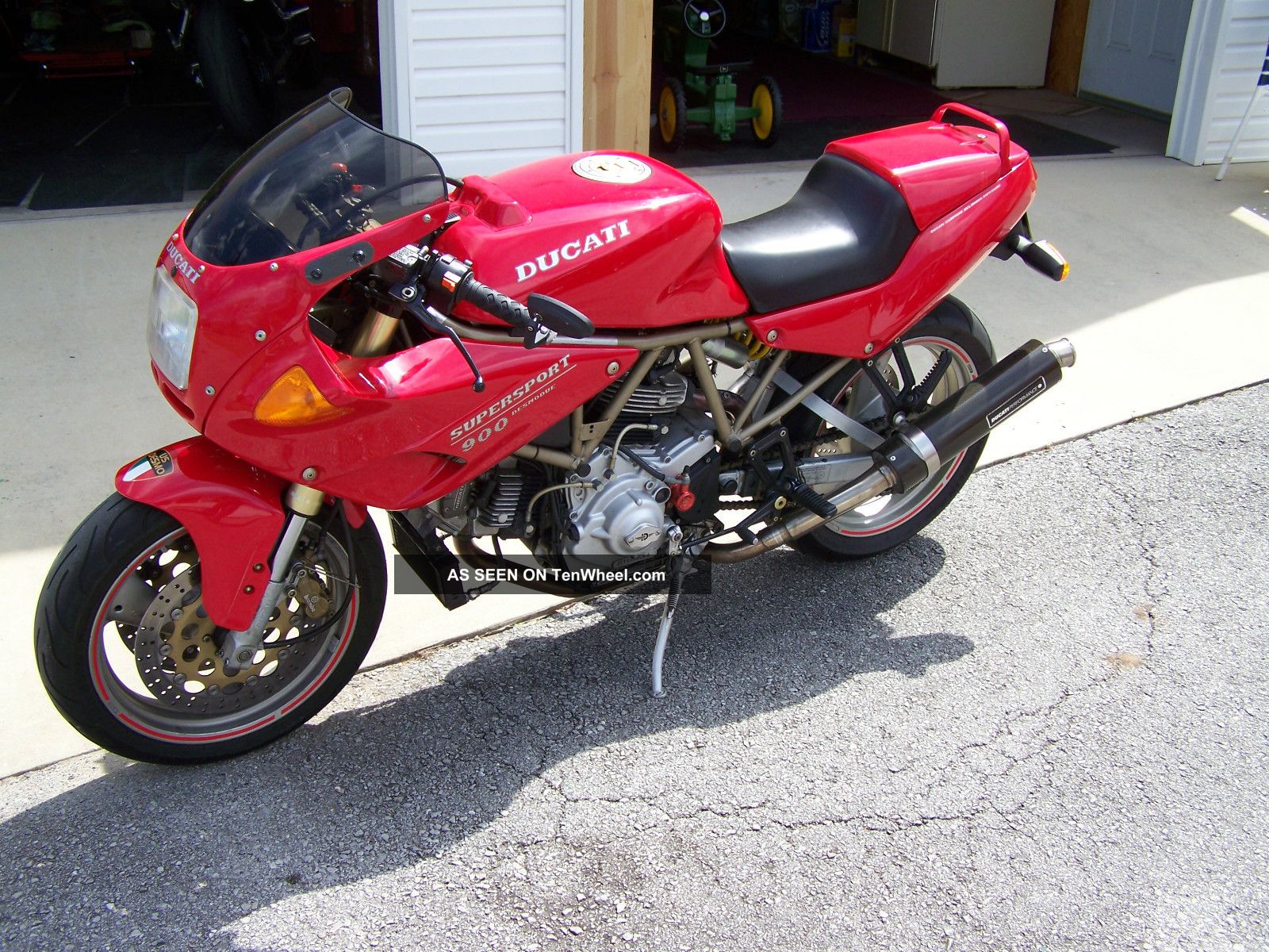 Ducati 900 SS C 1996 photo - 1
