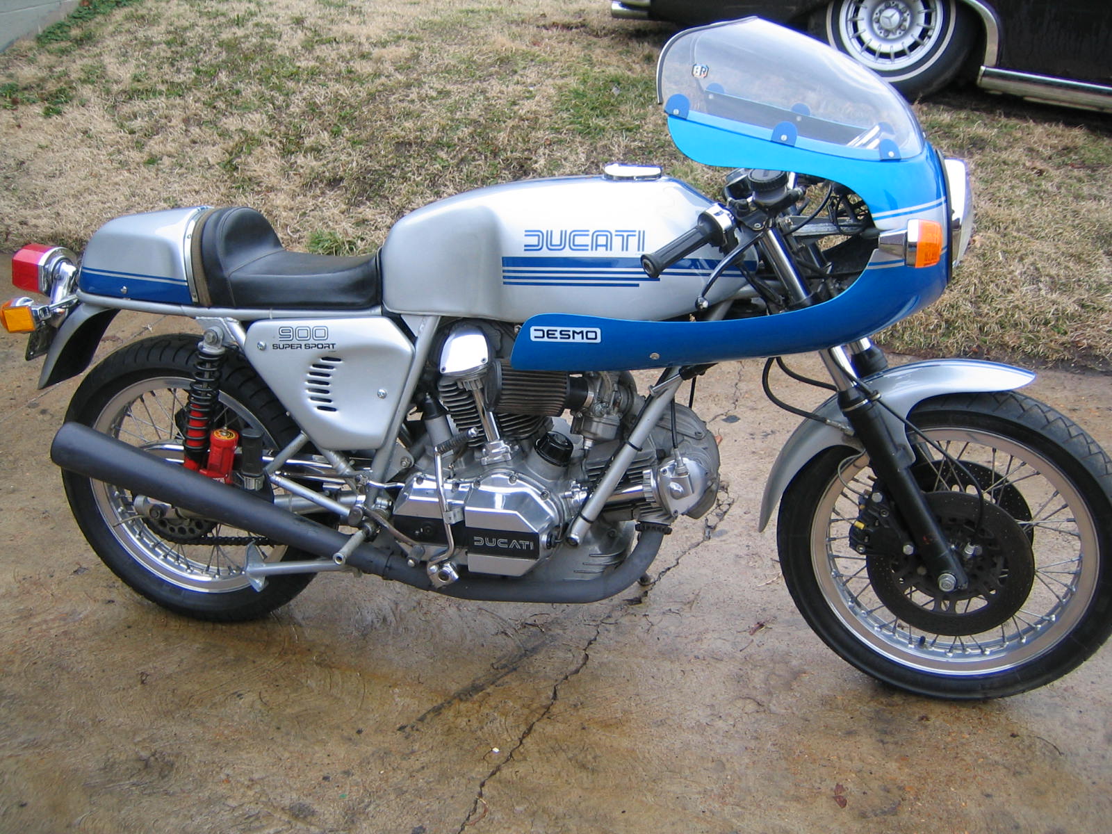 Ducati 900 SS Hailwood-Replica 1980 photo - 3