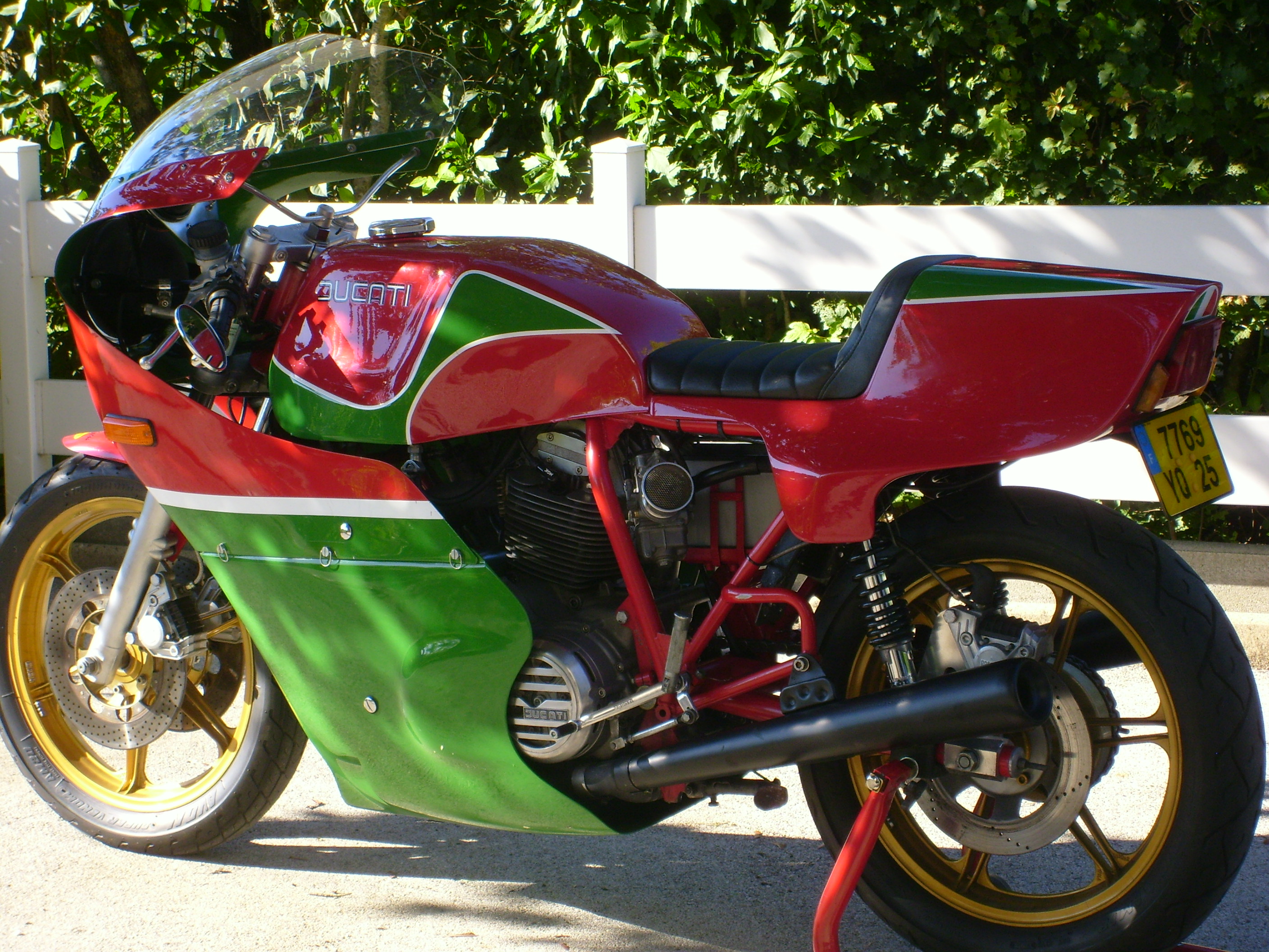 Ducati 900 SS Hailwood-Replica 1983 photo - 1