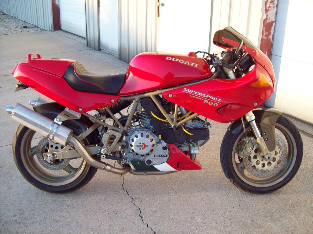 Ducati 900 SS Nuda 2001 photo - 1
