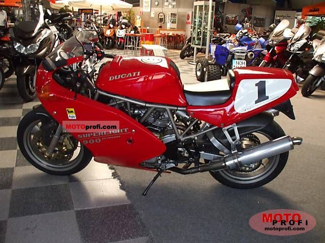 Ducati 900 Superlight 1994 photo - 2
