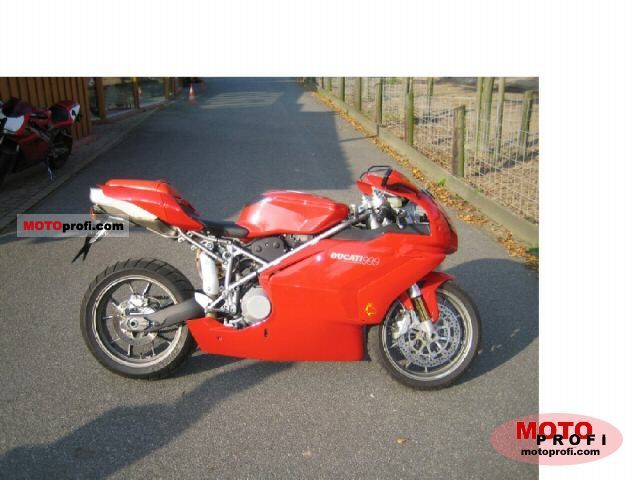 Ducati 999 2004 photo - 5
