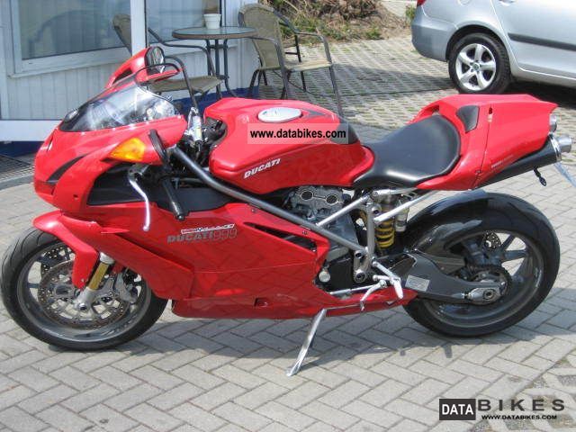 Ducati 999 2004 photo - 6