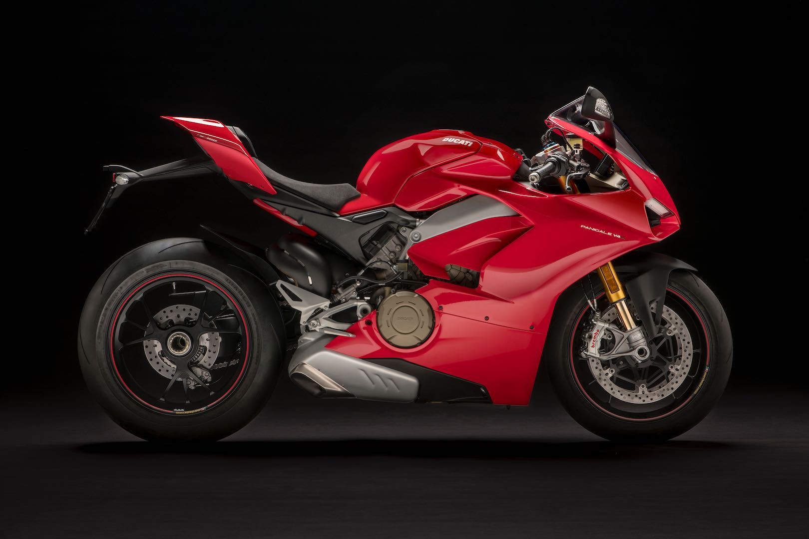 Ducati Panigale V4 2018 photo - 1