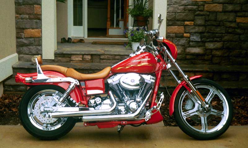 Harley-Davidson Dyna Wide Glide 2001 photo - 4