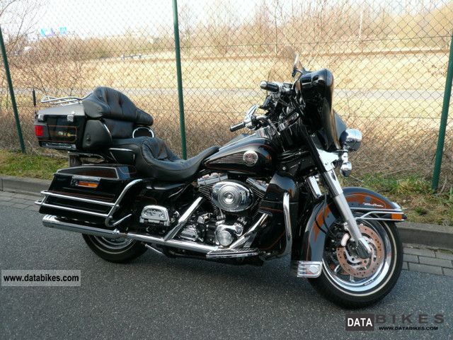 Harley-Davidson Electra Glide Ultra Classic 2001 photo - 4