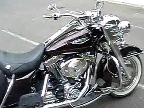 Harley-Davidson FLHRCI Road King Classic 2004 photo - 6