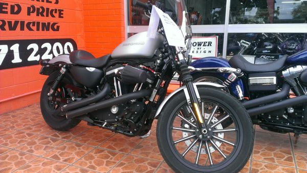 Harley-Davidson Iron 883 883cc photo - 4