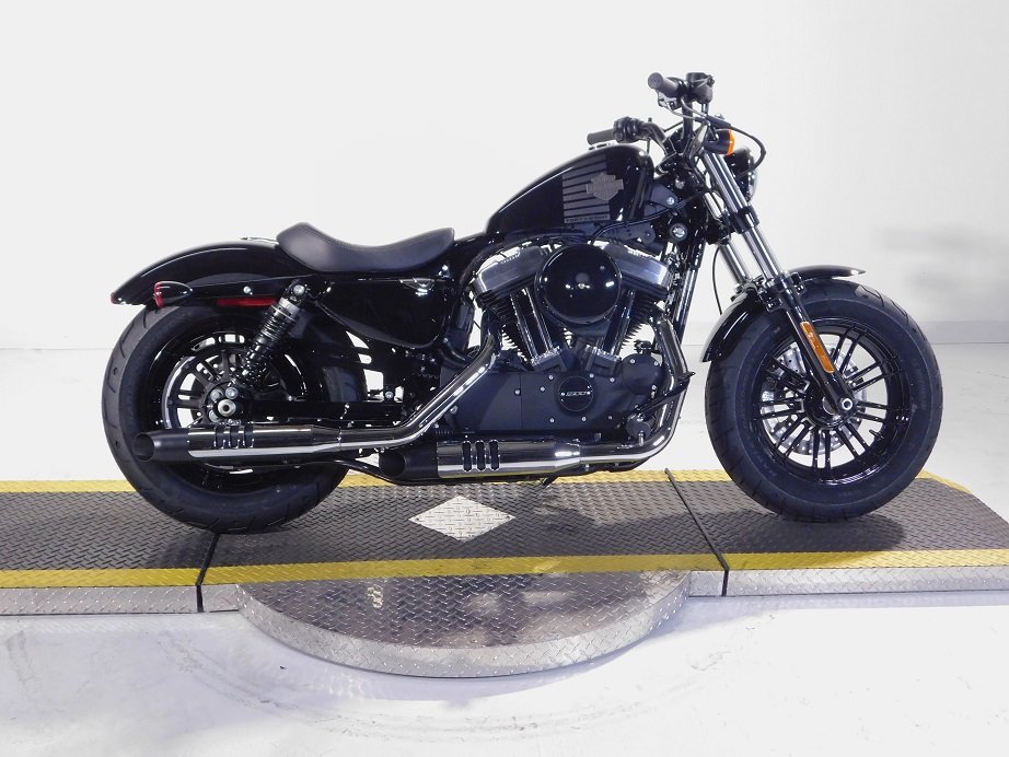Harley-Davidson Sportster Forty-Eight 2018 photo - 2