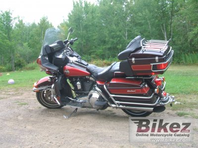 Harley-Davidson Tour Glide Ultra Classic (reduced effect) 1990 photo - 2