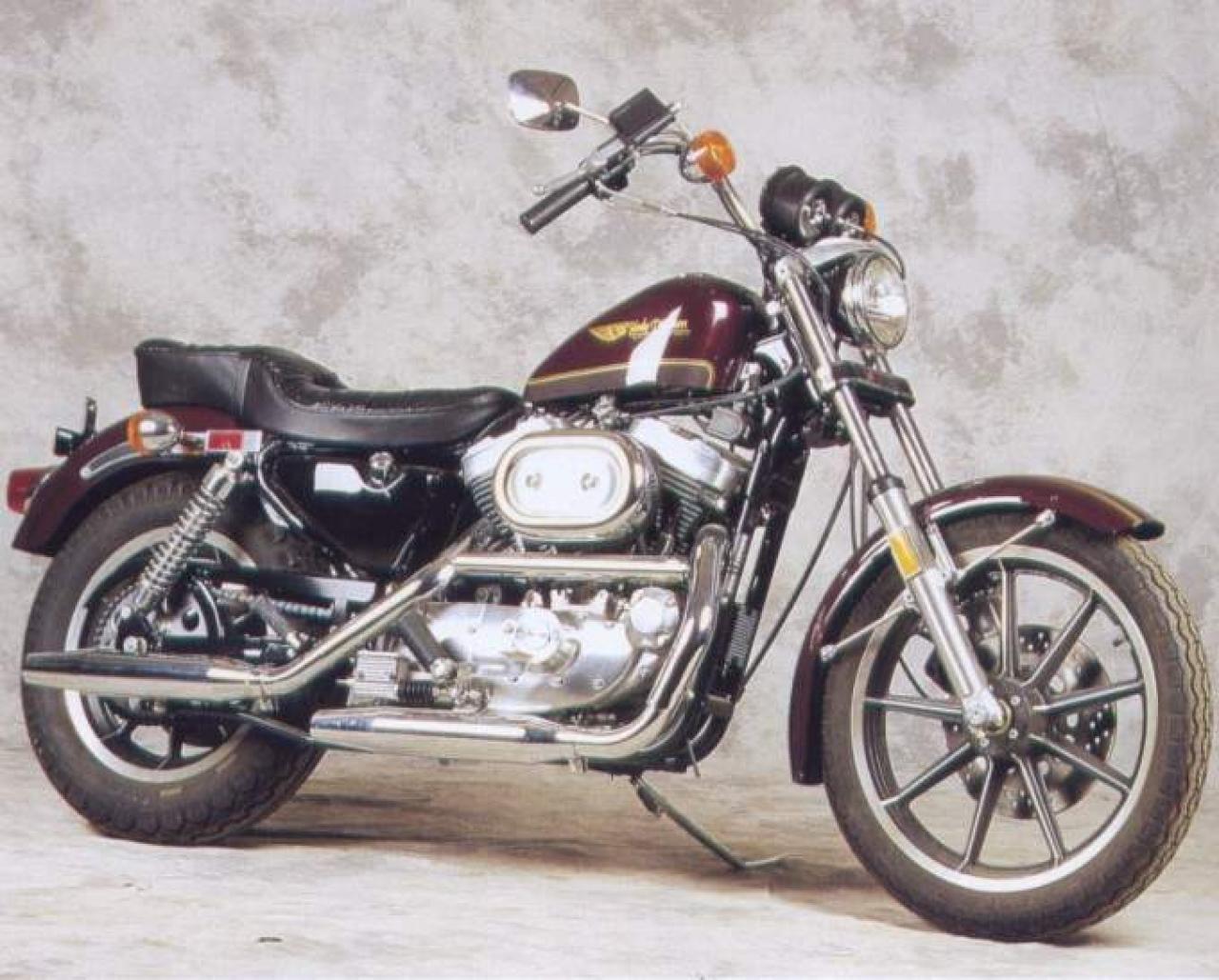 Harley-Davidson XLH 883 Hugger 1990 photo - 6