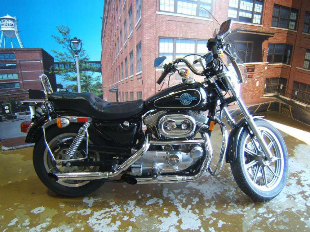 Harley-Davidson XLH 883 Hugger 1991 photo - 6