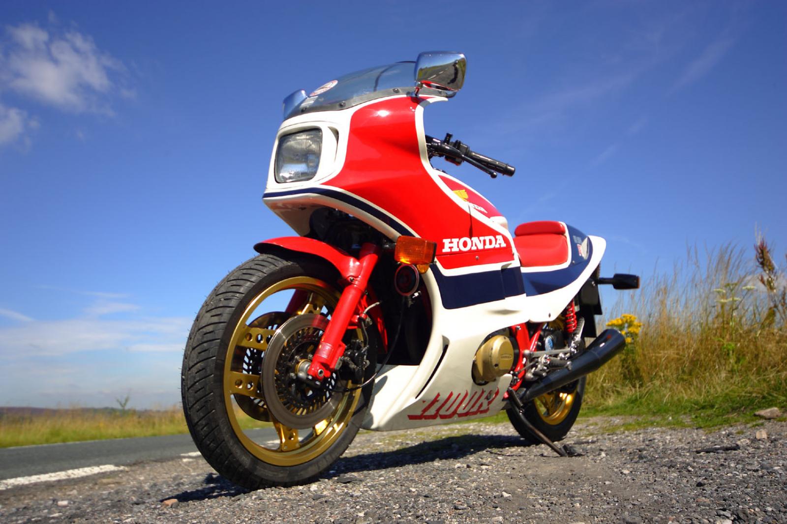 Honda CB 1100 R (reduced effect) 1983 photo - 2