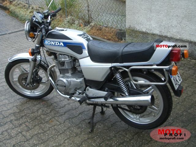 Honda CB 250 N 1979 photo - 1