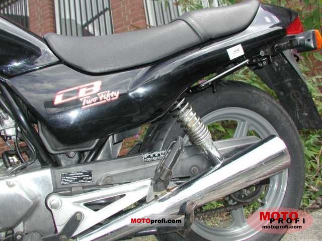 Honda CB 250 Two Fifty 1997 photo - 1