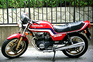 Honda CB 400 N 1983 photo - 2