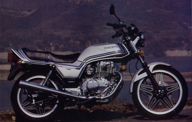 Honda CB 400 T Hondamatic 1981 photo - 2
