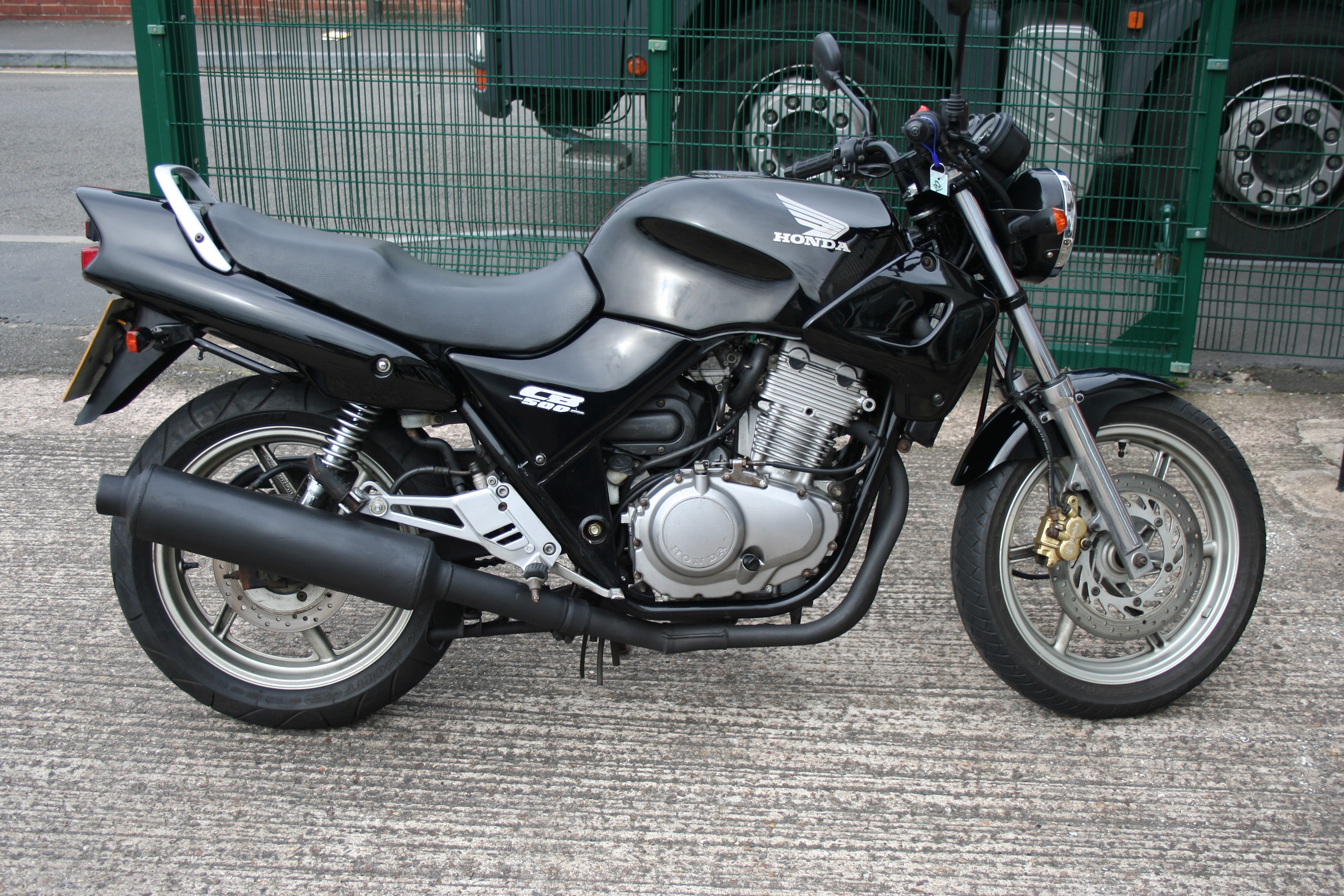 Review of Honda CB 500 2002 pictures, live photos